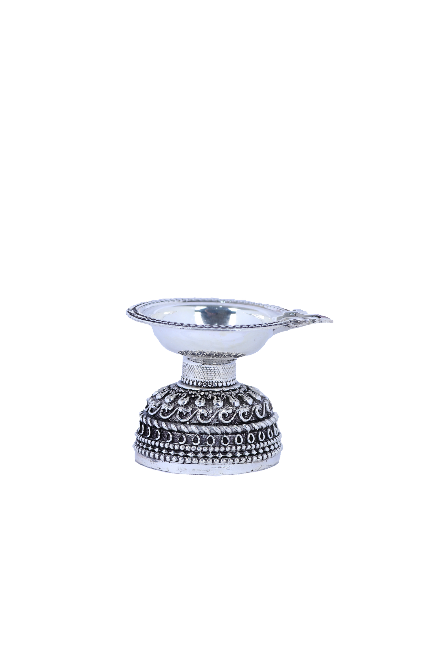 Elegant Silver-Plated Compact Diya Pair with Ornate Oxidized Engravings – Traditional Ceremonial Oil Lamps (134g)