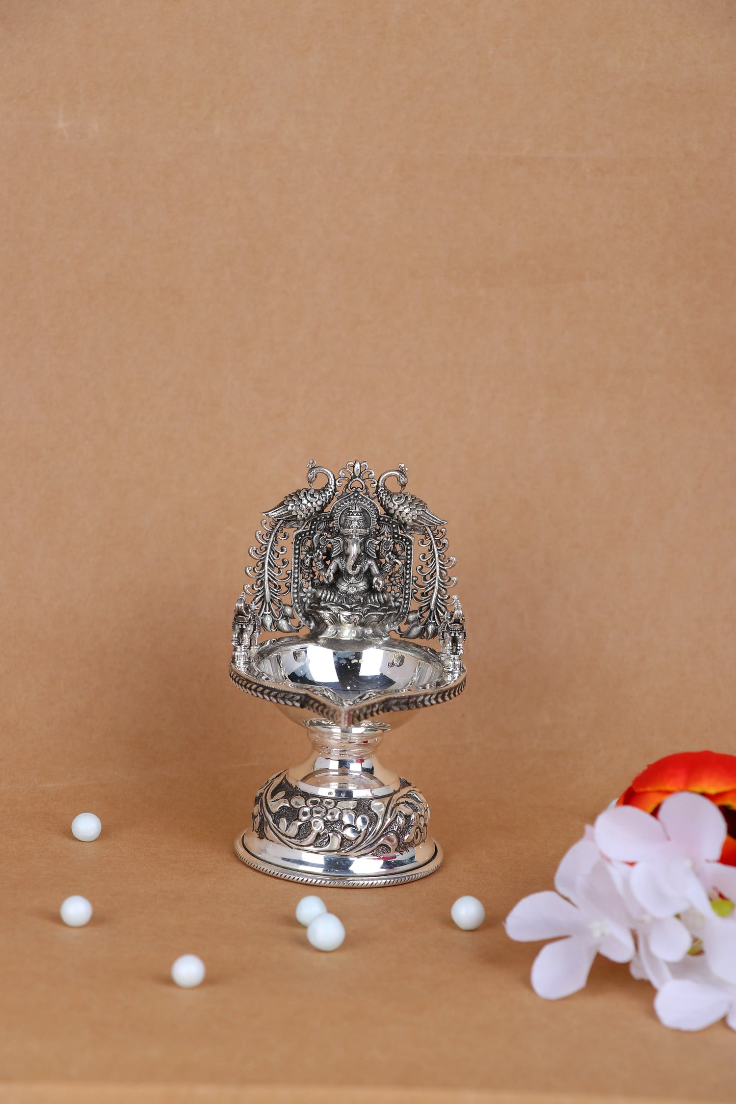 Exquisite Silver-Plated Gajalakshmi Ceremonial Oil Lamp with Elaborate Deity Ensemble – Divine Temple Masterpiece (248g)