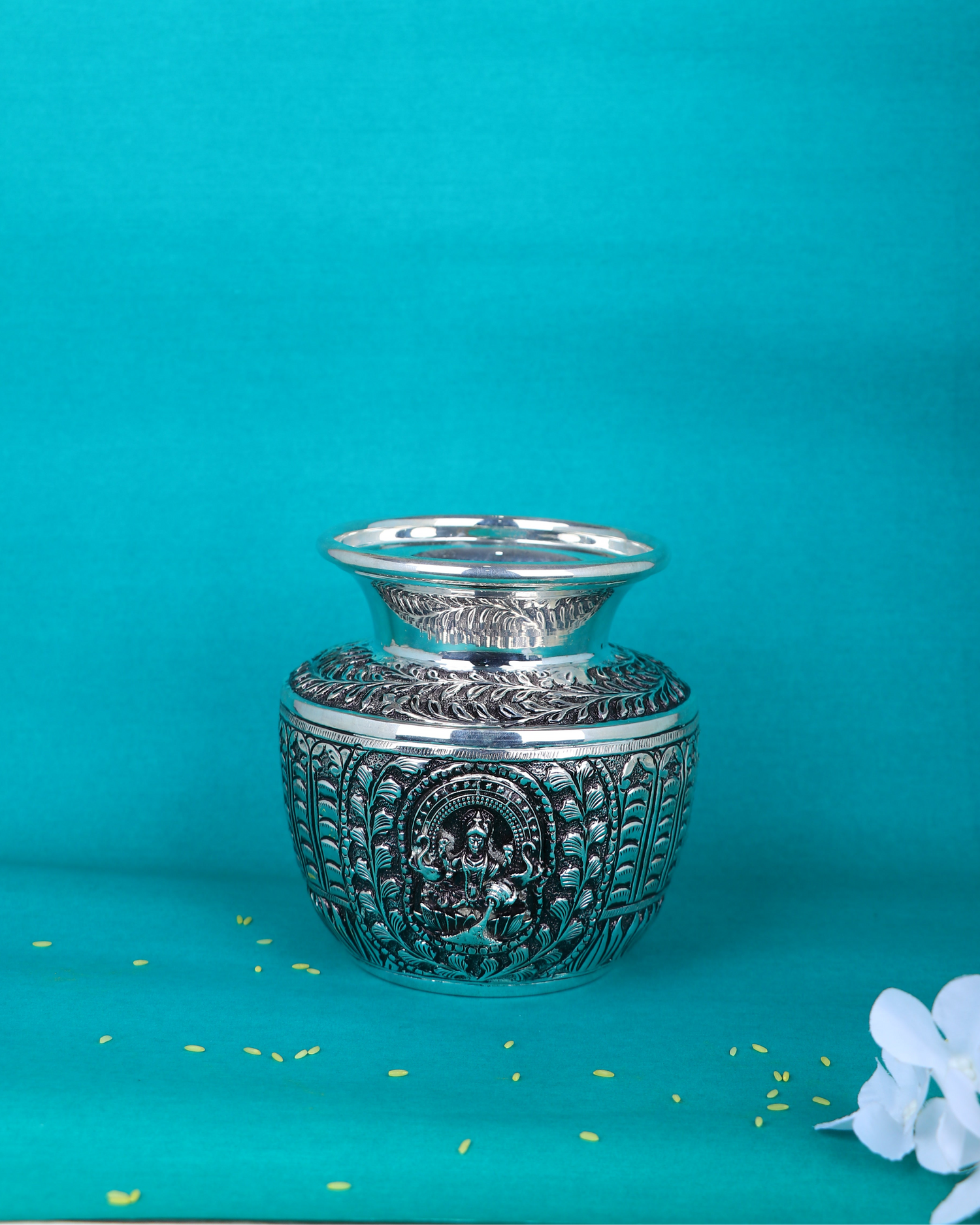 Majestic Silver-Plated Lakshmi Kalash – Temple Heritage Water Pot with Repousse Leaf Relief