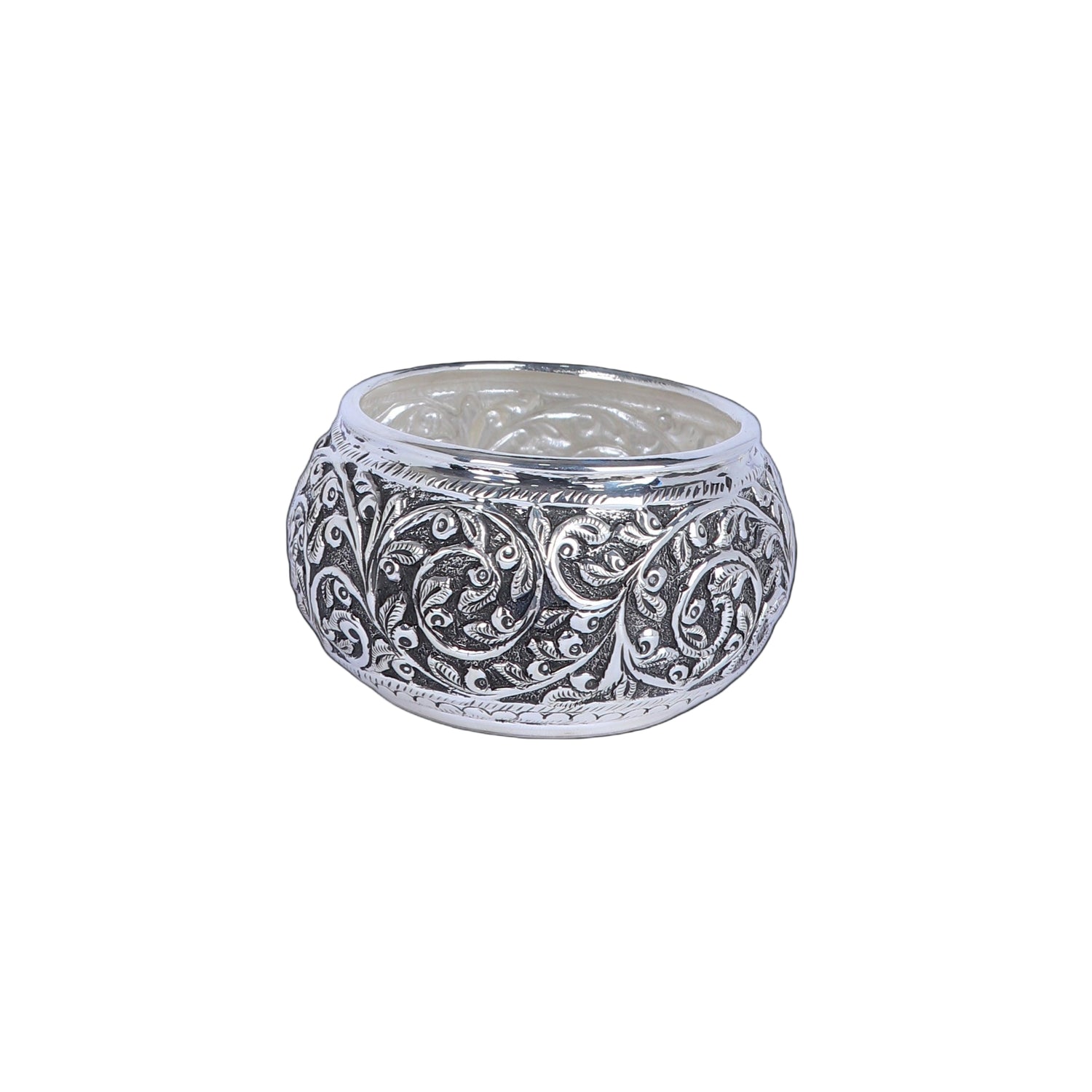 Indian Handcrafted Sterling Silver Nakashi Bowl – Deep Floral Heritage Decorative Piece