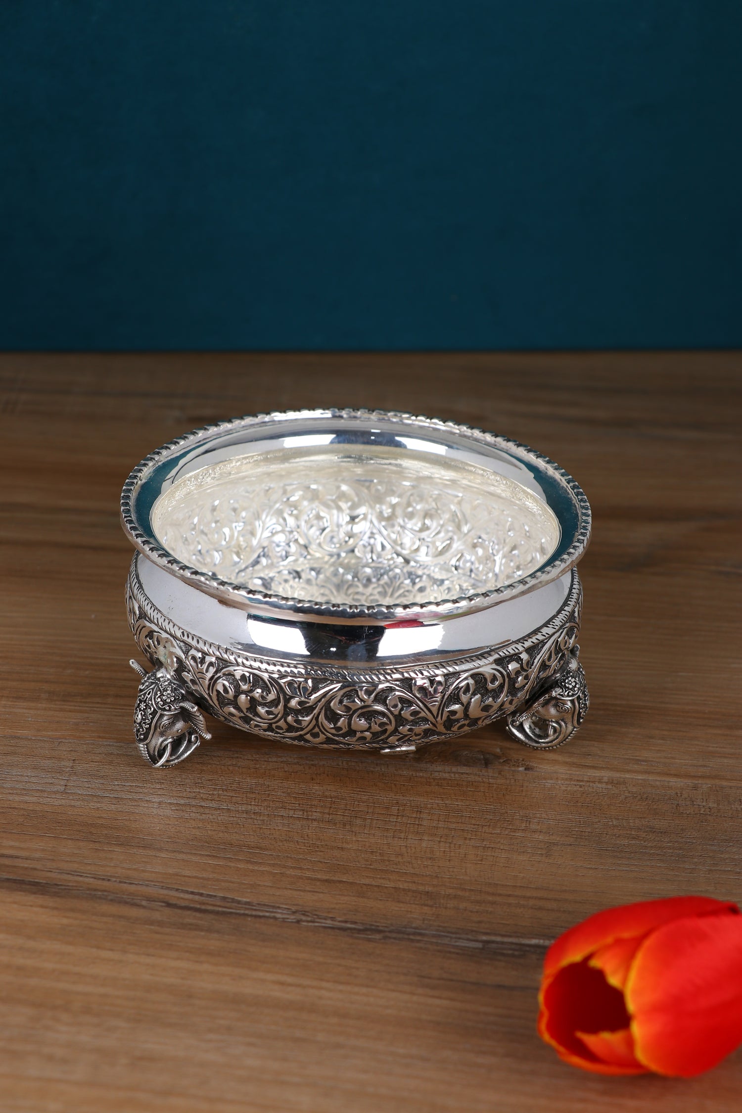 Majestic Nakashi Fruit Stand – Ornate Silver Offering Pedestal (327g, H:2.75" W:5")