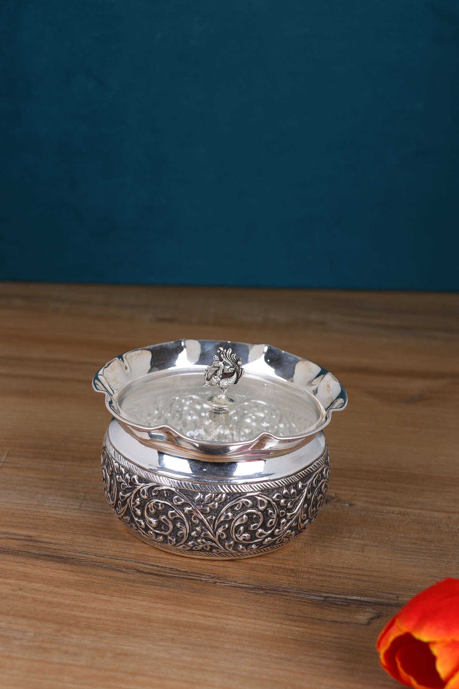Indian Handcrafted Sterling Silver Lidded Serving Bowl with Peacock Finial – Royal Nakashi Casserole (215g, 2.8"x5")