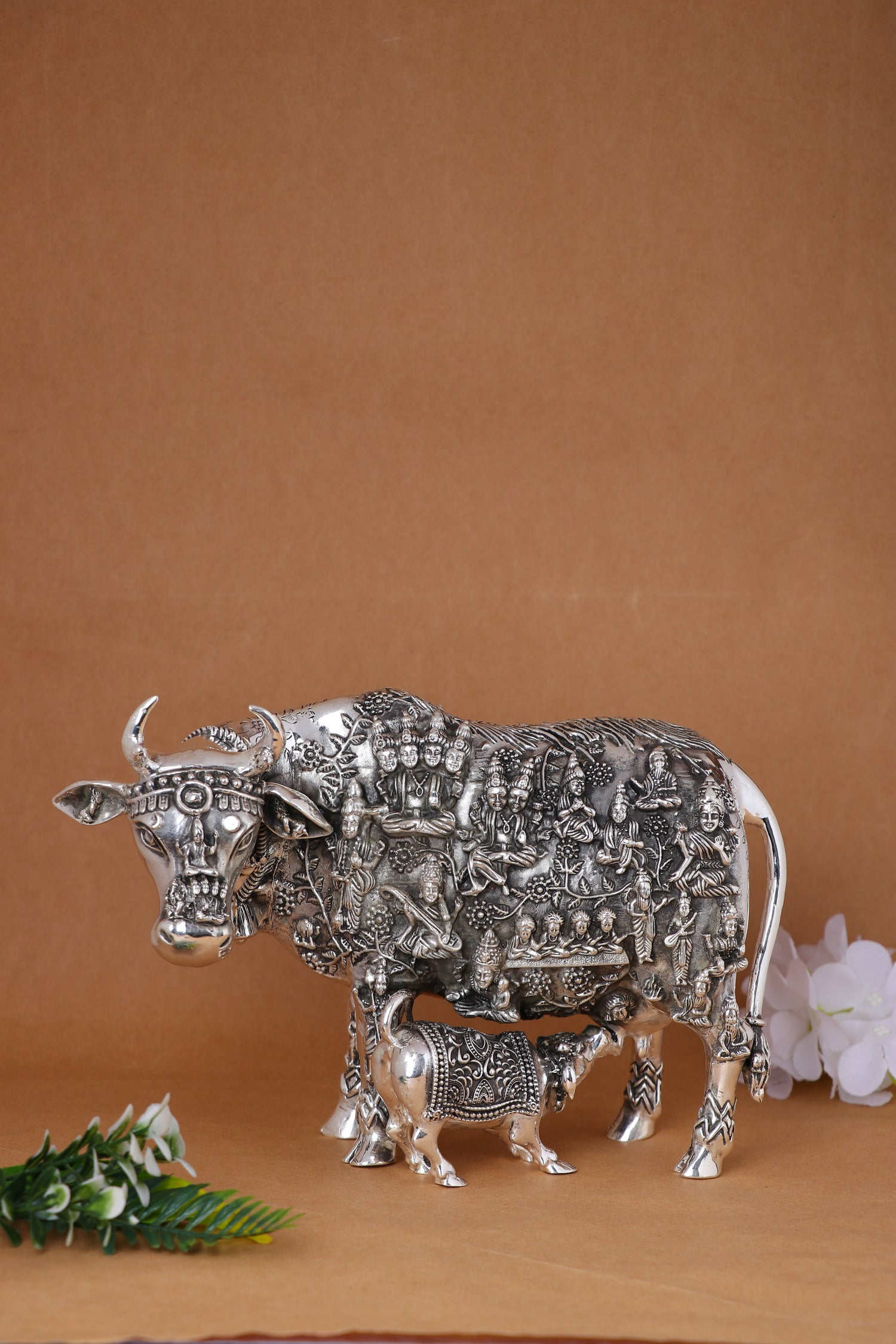 Celestial Multideity Kamadhenu & Calf Sculpture – Monumental Silver Masterpiece (1,474g, H:6.2″ W:9.5″)