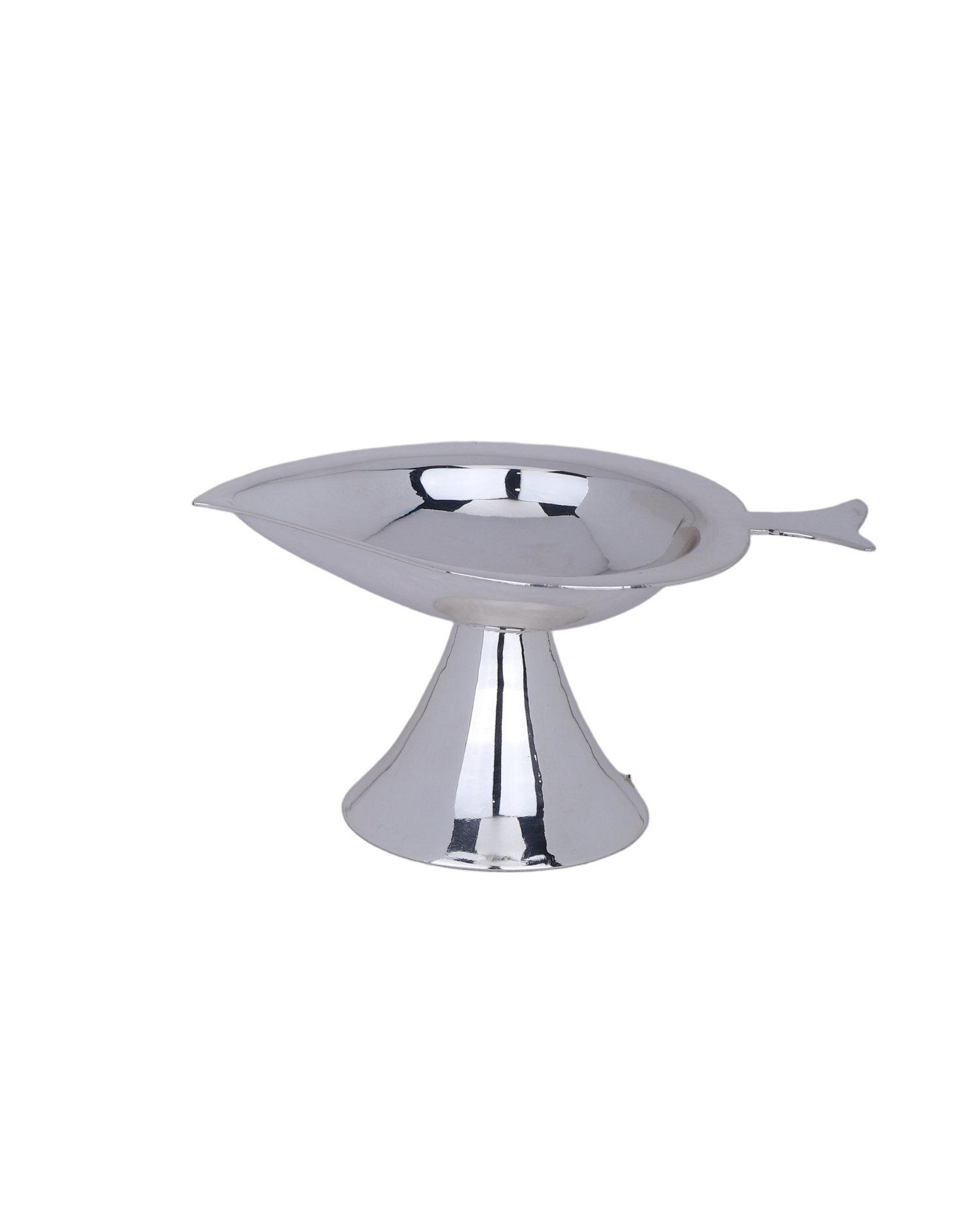 Sacred Sterling Silver Deepa – Exquisite Lotus Flame Lamp (85g, H:2.5″ D:2″)