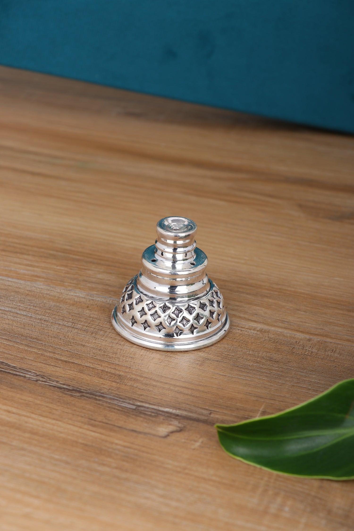 Ornate Lattice Silver Agarbatti stand – Temple Ritual Pedestal (2.2"x2.2")