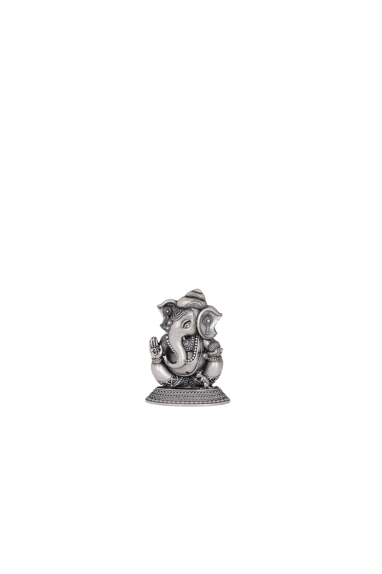 925 Pure Silver Ganesh Pooja Idol – Elegant Handcrafted Divine Decor