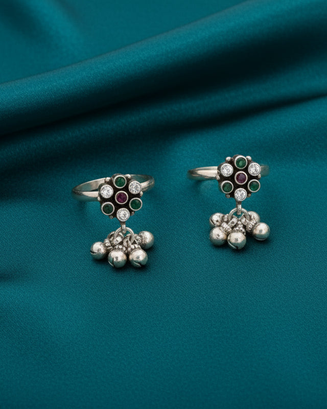 Pure 925 Silver Antique Finish Toe Rings for Women | 925 Certified Traditional Pair