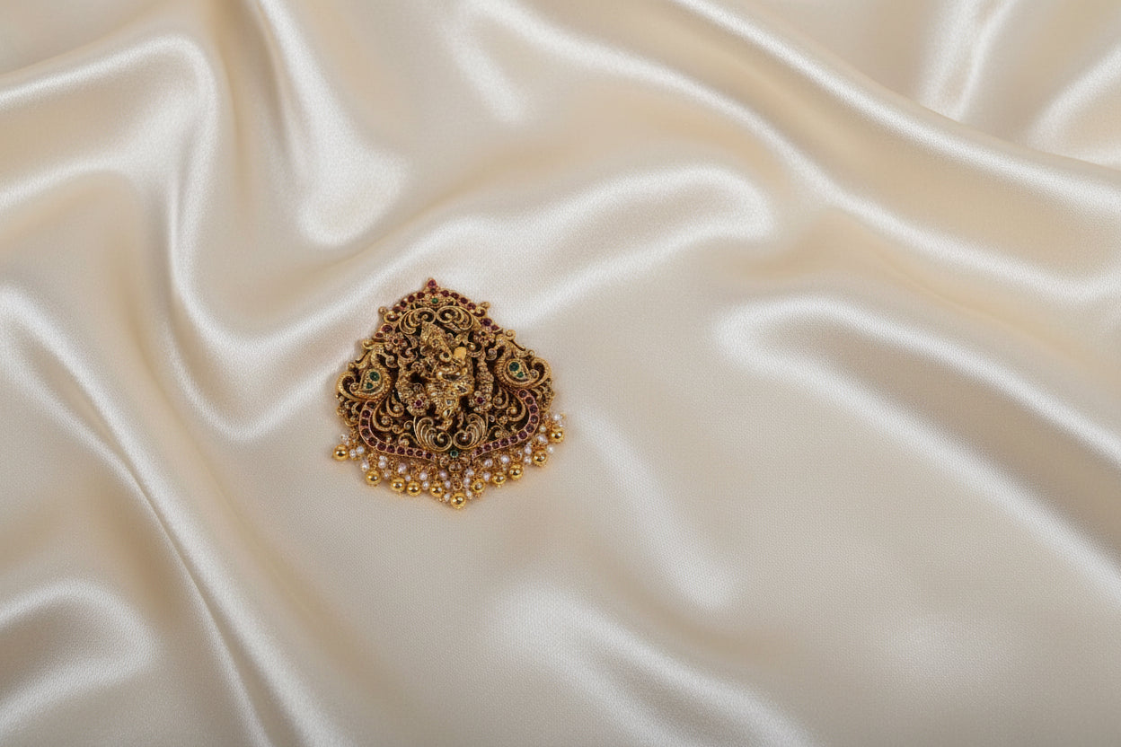 Pure 925 Silver Pendant Set - Traditional Design Enduring Festive Wear