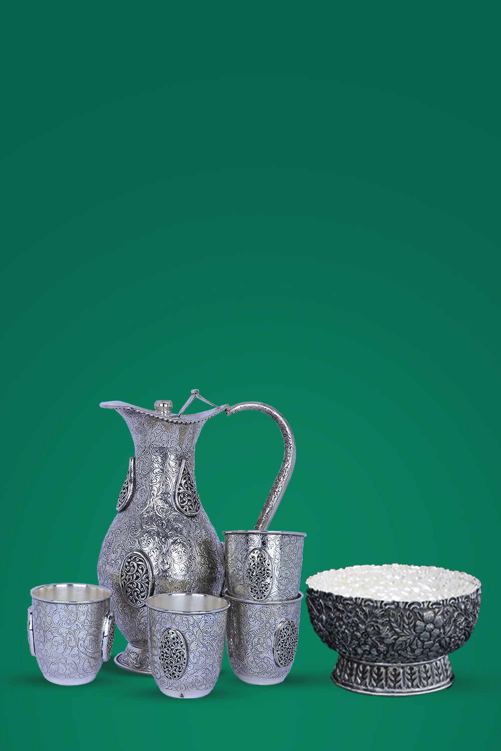 Silver Dining Articles