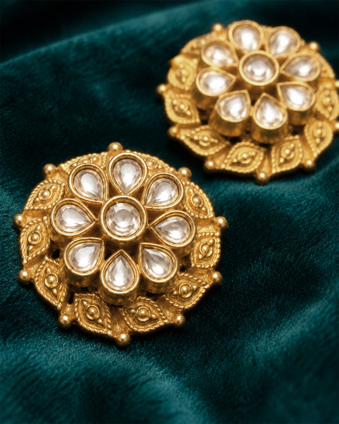 Pure silver earrings with pearl-like stones.